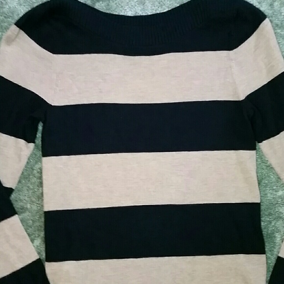 LOFT petite sweater - Picture 2 of 6